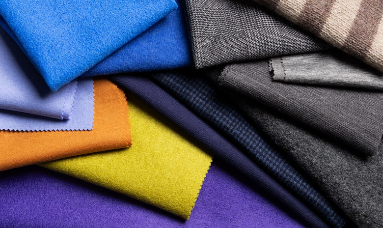 Kaufe jetzt online Designerstoffe f�r den Winter - Wollstricks mit hoher Qualit�t