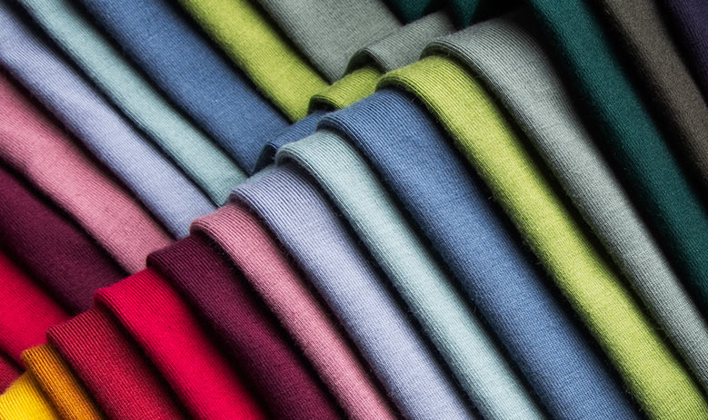 Weich flie�ende Jerseys aus nachhaltig produzierter TENCEL&trade; Modalfaser