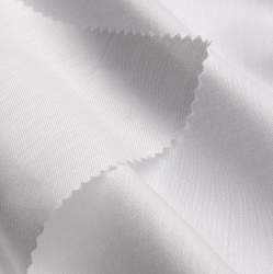 Batist-Satin, milchwei�, Baumwolle, Mit delikatem Schimmer u...