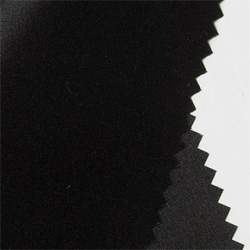 Pong� 8 / 140 schwarz